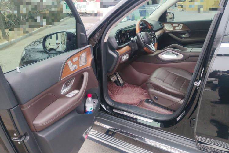 Used Mercedes-Benz GLS 2023 Refreshed GLS 450 4MATIC Luxury Edition Driver Seat