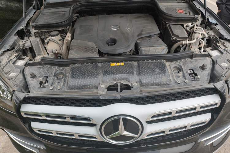 Used Mercedes-Benz GLS 2023 Second Facelift GLS 450 4MATIC Stylish Version Engine Bay