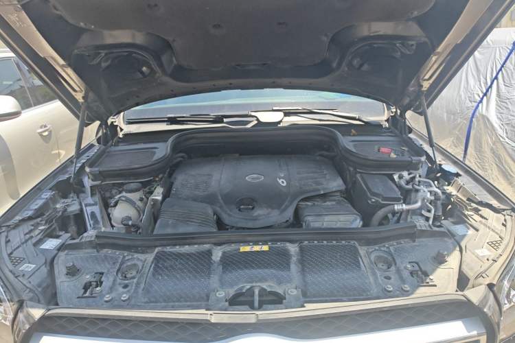 Used Mercedes-Benz GLS 2023 GLS 450 4MATIC Stylish Model Engine Bay