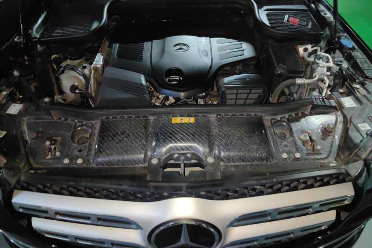Used Mercedes-Benz GLS 2023 Refresh GLS 450 4MATIC Fashion Edition Engine Bay