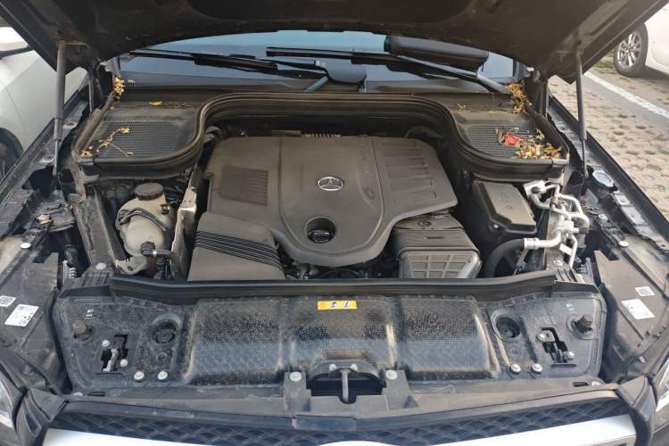 Used Mercedes-Benz GLS 2023 GLS 450 4MATIC Luxury Model Engine Bay