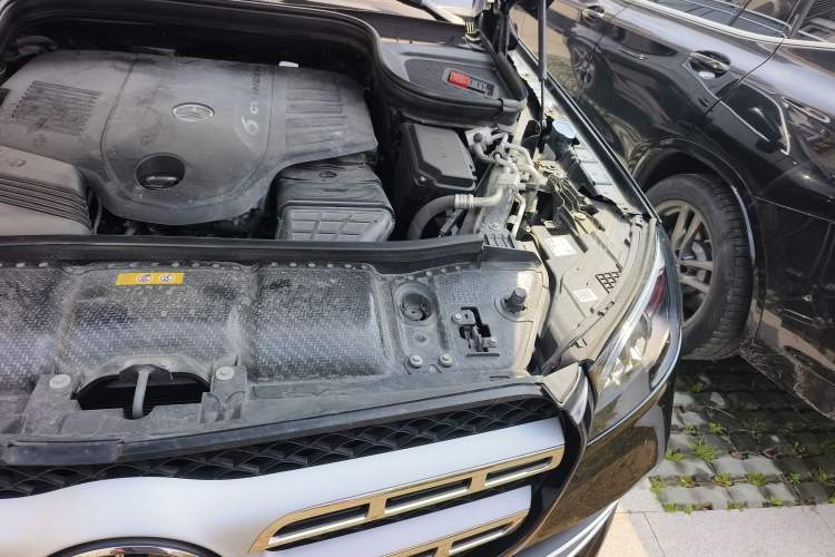 Used Mercedes-Benz GLS 2023 Second Facelift GLS 450 4MATIC Stylish Version Engine Bay Left