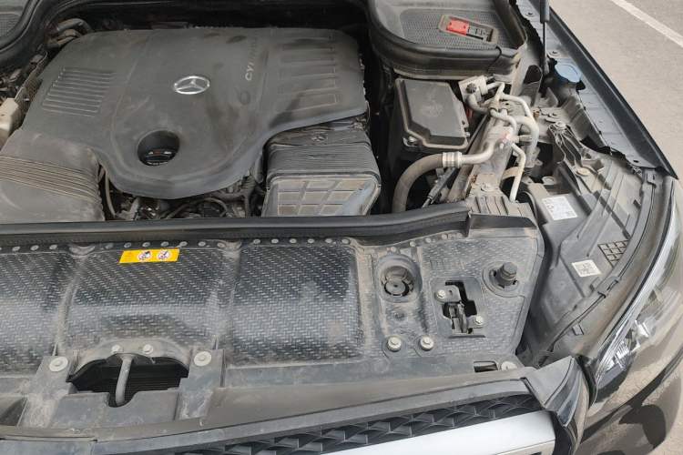 Used Mercedes-Benz GLS 2023 Second Facelift GLS 450 4MATIC Stylish Version Engine Bay Left
