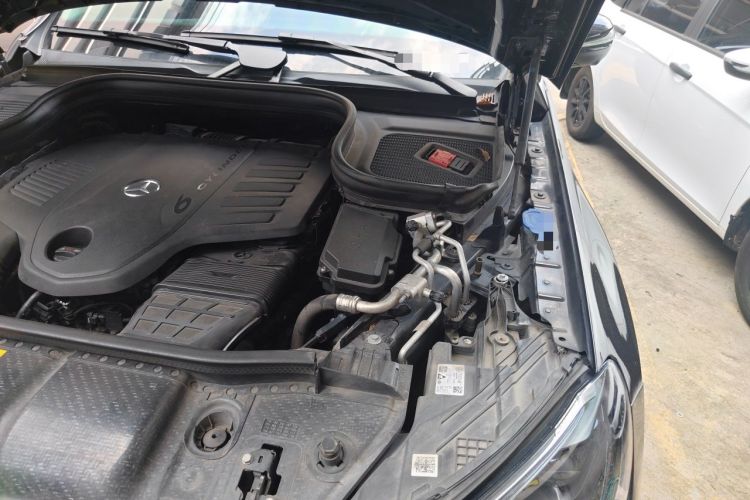 Used Mercedes-Benz GLS 2023 GLS 450 4MATIC Stylish Model Engine Bay Left