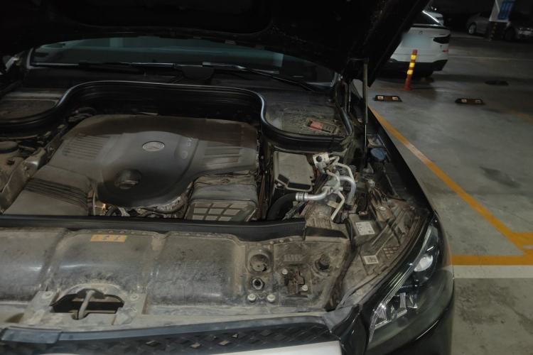 Used Mercedes-Benz GLS 2023 GLS 450 4MATIC Stylish Model Engine Bay Left