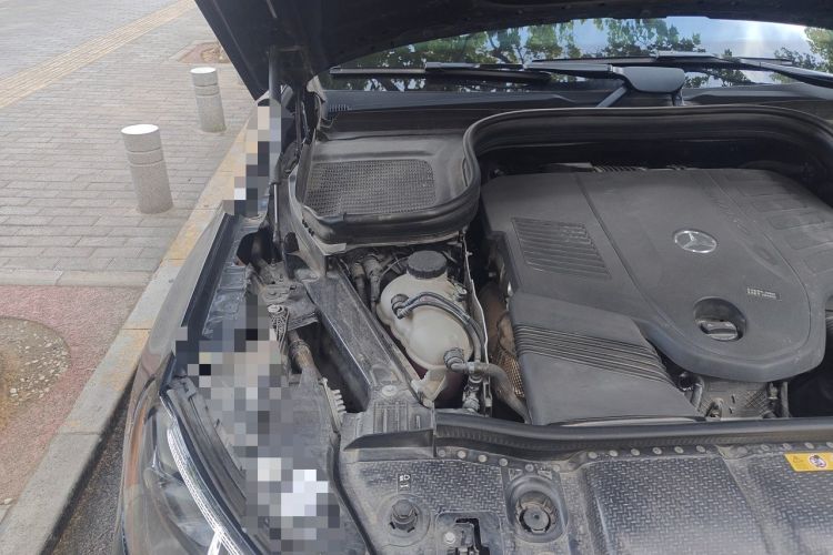 Used Mercedes-Benz GLS  Engine Bay Right