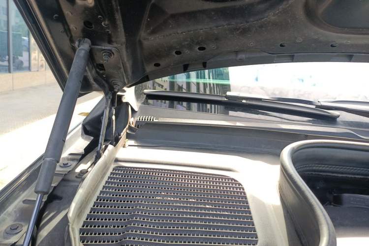 Used Mercedes-Benz GLS 2023 GLS 450 4MATIC Stylish Model Engine Bay Right