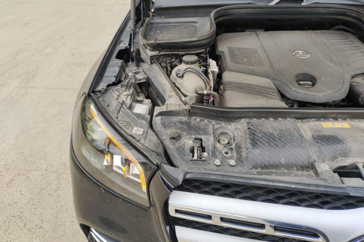 Used Mercedes-Benz GLS 2023 Second Facelift GLS 450 4MATIC Stylish Version Engine Bay Right