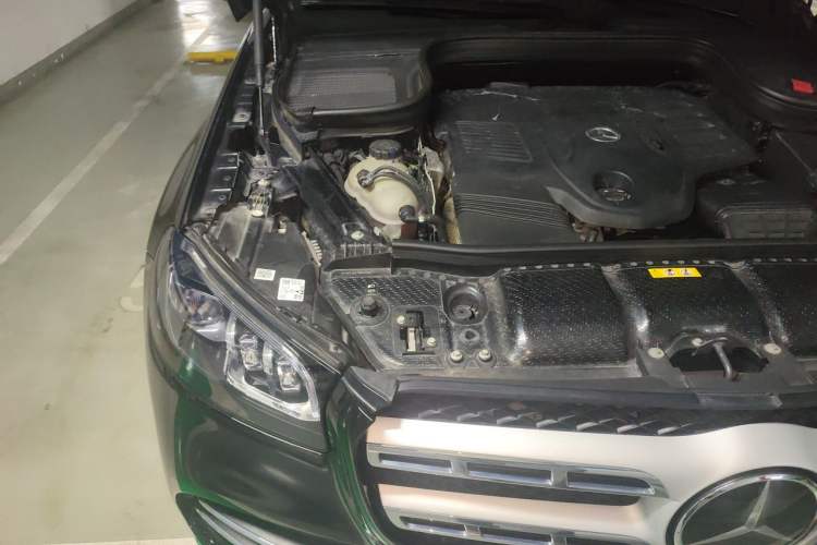 Used Mercedes-Benz GLS 2023 GLS 450 4MATIC Luxury Model Engine Bay Right