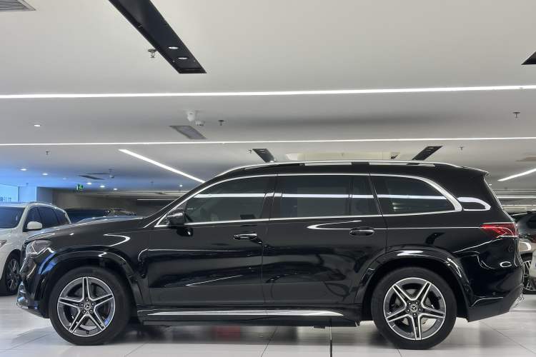 Used Mercedes-Benz GLS 2023 GLS 450 4MATIC Stylish Model Exterior 2