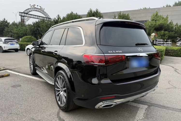 Used Mercedes-Benz GLS 2023 Refreshed GLS 450 4MATIC Luxury Edition Exterior 3