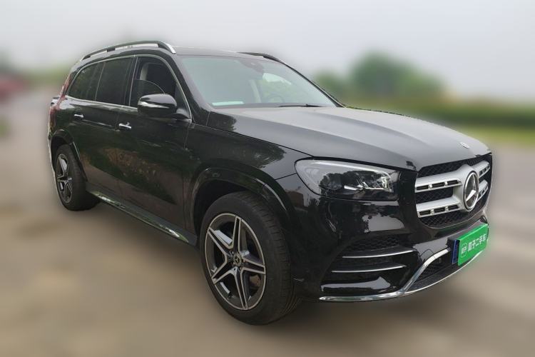 Used Mercedes-Benz GLS 2023 Second Facelift GLS 450 4MATIC Stylish Version Front Right 45 Deg