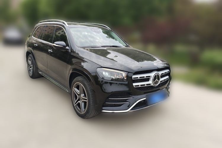 Used Mercedes-Benz GLS 2023 Second Facelift GLS 450 4MATIC Stylish Version Front Right 45 Deg