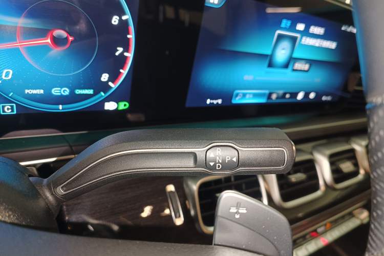 Used Mercedes-Benz GLS 2023 GLS 450 4MATIC Stylish Model Gear Lever