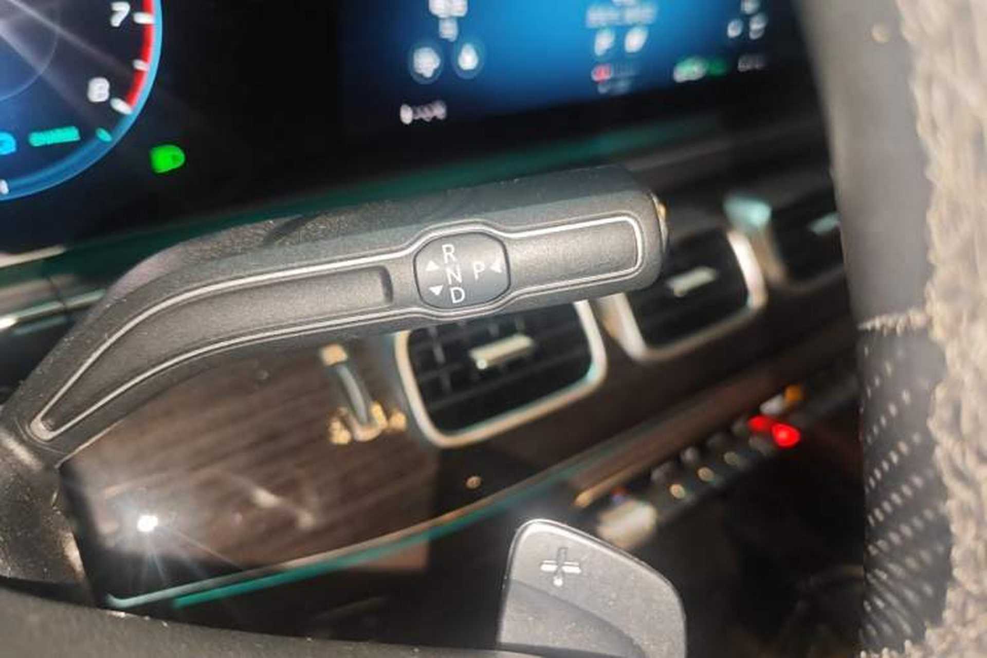 Used Mercedes-Benz GLS 2023 GLS 450 4MATIC Stylish Model Gear Lever
