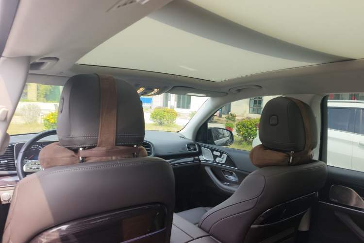 Used Mercedes-Benz GLS 2023 Second Facelift GLS 450 4MATIC Stylish Version Headliner