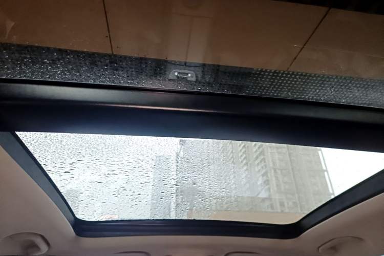 Used Mercedes-Benz GLS 2023 Second Facelift GLS 450 4MATIC Luxury Edition Headliner