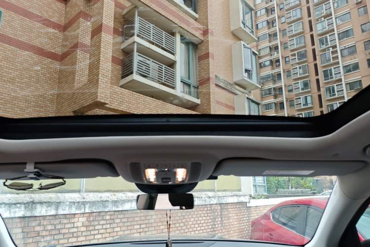 Used Mercedes-Benz GLS 2023 Second Facelift GLS 450 4MATIC Stylish Version Headliner