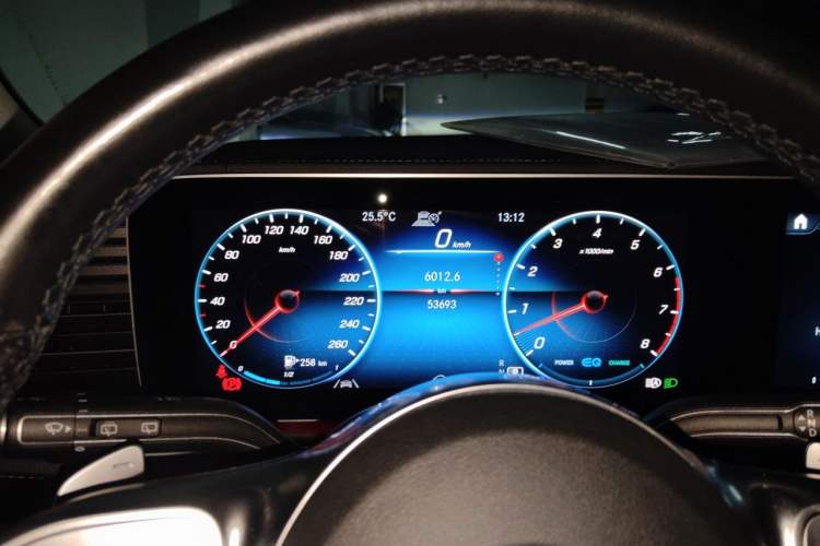 Used Mercedes-Benz GLS 2023 Second Facelift GLS 450 4MATIC Stylish Version Instrument Cluster