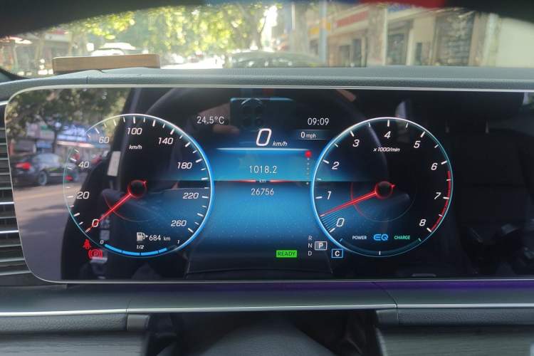 Used Mercedes-Benz GLS  Instrument Cluster