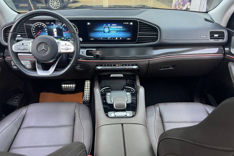 Used Mercedes-Benz GLS 2023 Refresh GLS 450 4MATIC Fashion Edition Interior 1