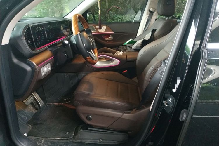Used Mercedes-Benz GLS 2023 Refreshed GLS 450 4MATIC Luxury Edition Left Front Seat