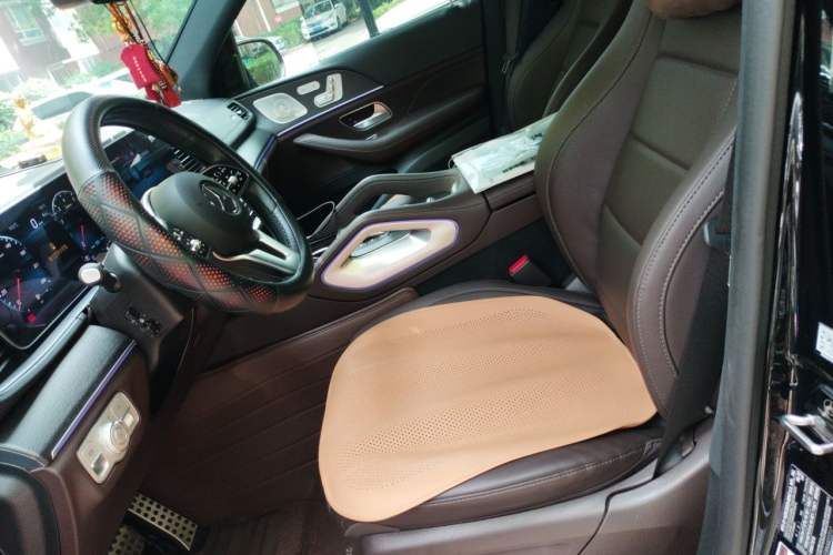 Used Mercedes-Benz GLS  Left Front Seat