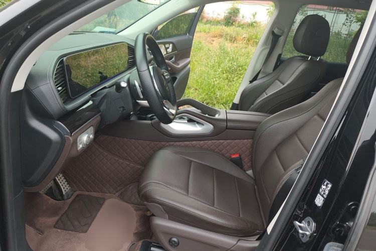 Used Mercedes-Benz GLS 2023 Second Facelift GLS 450 4MATIC Stylish Version Left Front Seat