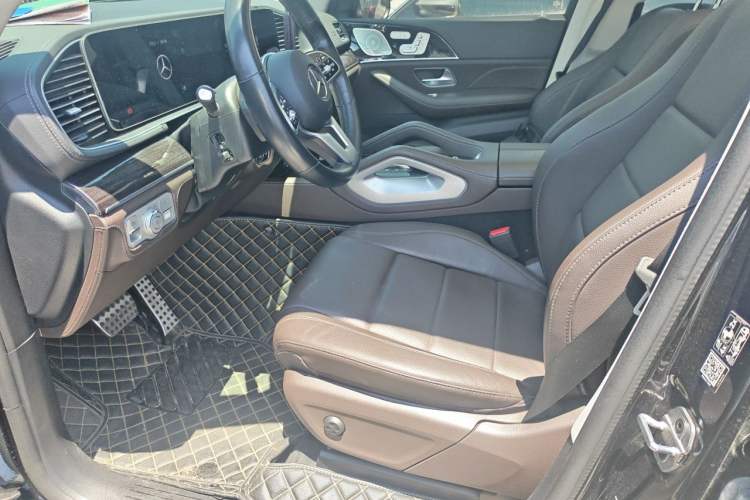 Used Mercedes-Benz GLS 2023 GLS 450 4MATIC Stylish Model Left Front Seat
