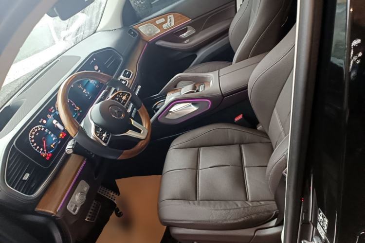 Used Mercedes-Benz GLS 2023 Second Facelift GLS 450 4MATIC Luxury Edition Left Front Seat