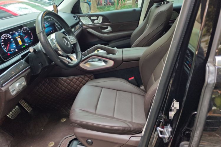 Used Mercedes-Benz GLS 2023 Second Facelift GLS 450 4MATIC Stylish Version Left Front Seat