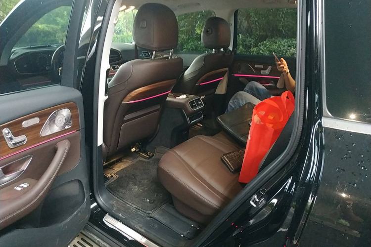 Used Mercedes-Benz GLS 2023 Refreshed GLS 450 4MATIC Luxury Edition Left Rear Seat