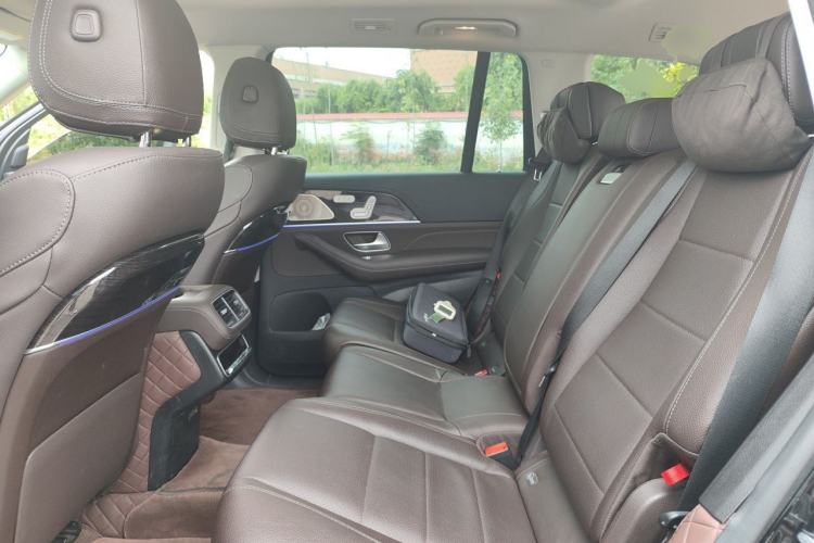 Used Mercedes-Benz GLS 2023 Second Facelift GLS 450 4MATIC Stylish Version Left Rear Seat