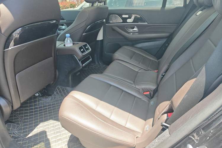 Used Mercedes-Benz GLS 2023 GLS 450 4MATIC Stylish Model Left Rear Seat