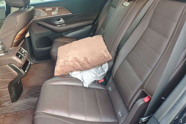 Used Mercedes-Benz GLS 2023 GLS 450 4MATIC Luxury Model Left Rear Seat