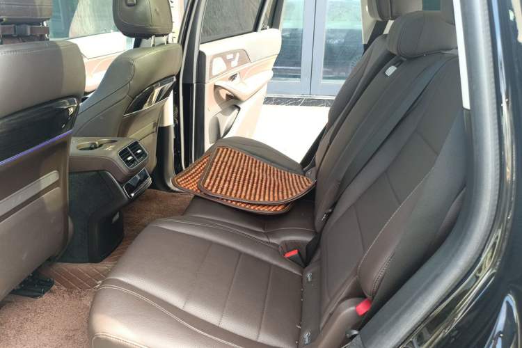 Used Mercedes-Benz GLS 2023 GLS 450 4MATIC Stylish Model Left Rear Seat