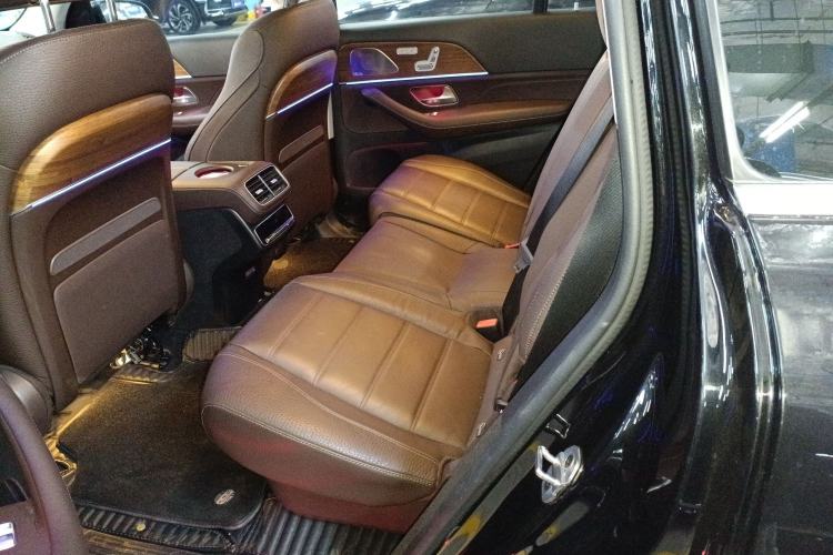 Used Mercedes-Benz GLS 2023 Second Facelift GLS 450 4MATIC Luxury Edition Left Rear Seat