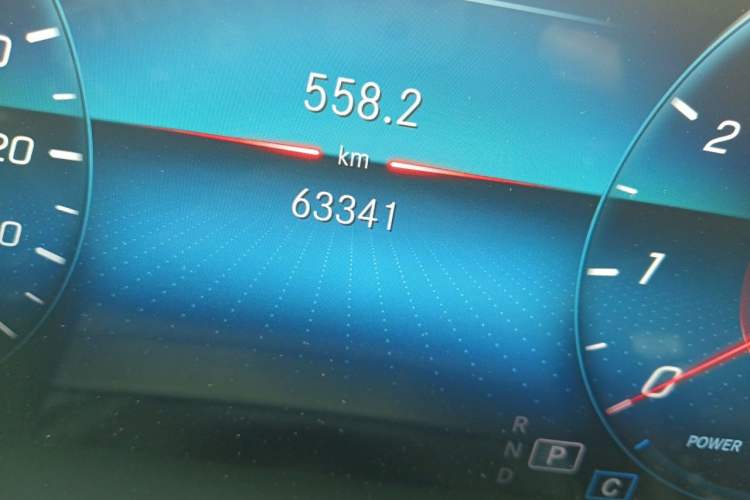 Used Mercedes-Benz GLS 2023 GLS 450 4MATIC Stylish Model Odometer Close Up