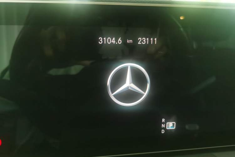 Used Mercedes-Benz GLS 2023 Refresh GLS 450 4MATIC Fashion Edition Odometer Close Up