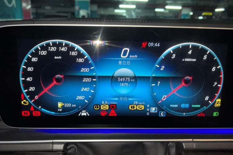 Used Mercedes-Benz GLS 2023 Refresh GLS 450 4MATIC Fashion Edition Odometer Close Up