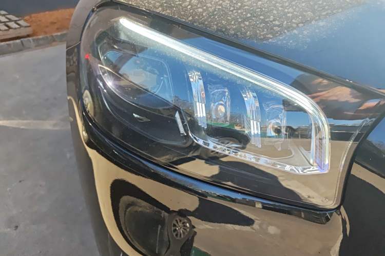 Used Mercedes-Benz GLS 2023 Refreshed GLS 450 4MATIC Luxury Edition Right Front Headlight