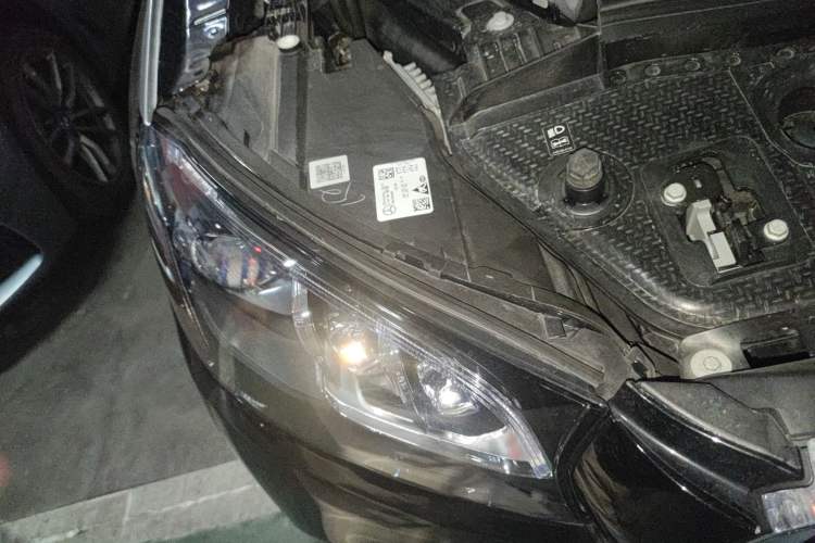 Used Mercedes-Benz GLS 2023 Refreshed GLS 450 4MATIC Luxury Edition Right Front Headlight