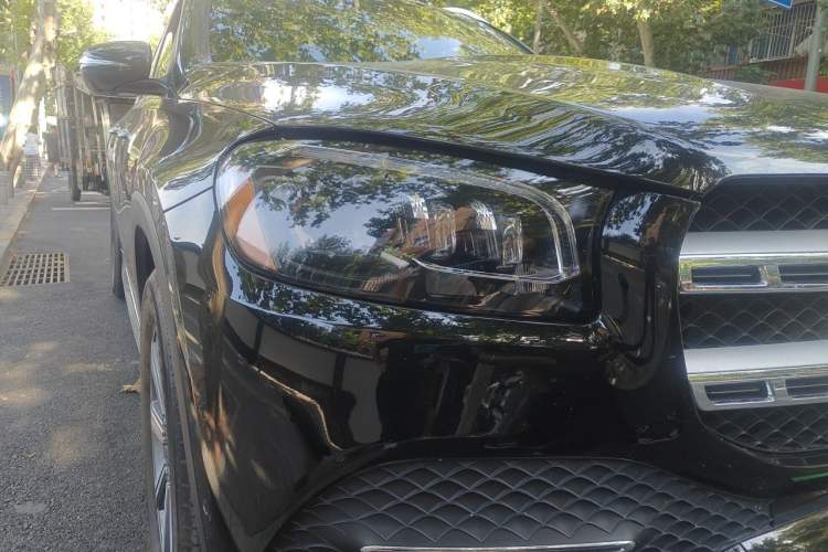 Used Mercedes-Benz GLS  Right Front Headlight