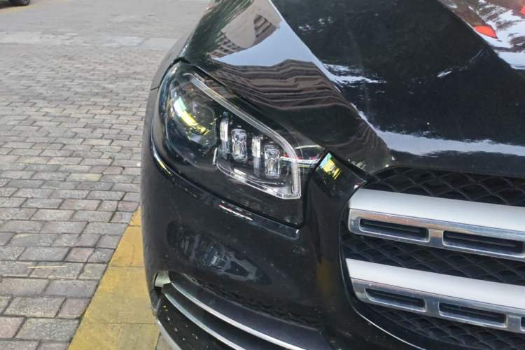 Used Mercedes-Benz GLS 2023 Refreshed GLS 450 4MATIC Luxury Edition Right Front Headlight