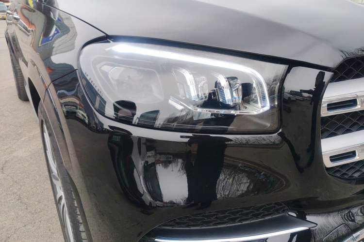 Used Mercedes-Benz GLS 2023 Refreshed GLS 450 4MATIC Luxury Edition Right Front Headlight