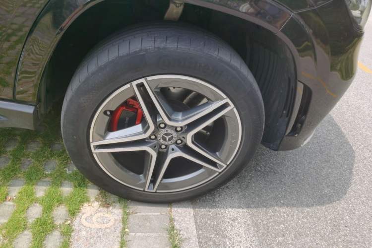 Used Mercedes-Benz GLS 2023 Refresh GLS 450 4MATIC Fashion Edition Right Front Wheel Hub