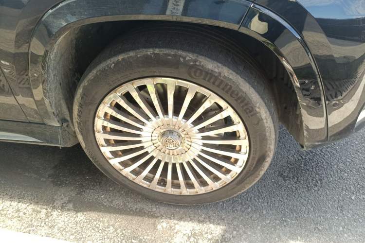 Used Mercedes-Benz GLS 2023 GLS 450 4MATIC Stylish Model Right Front Wheel Hub