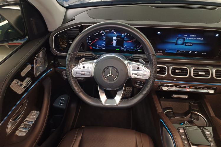 Used Mercedes-Benz GLS 2023 GLS 450 4MATIC Stylish Model Steering Wheel