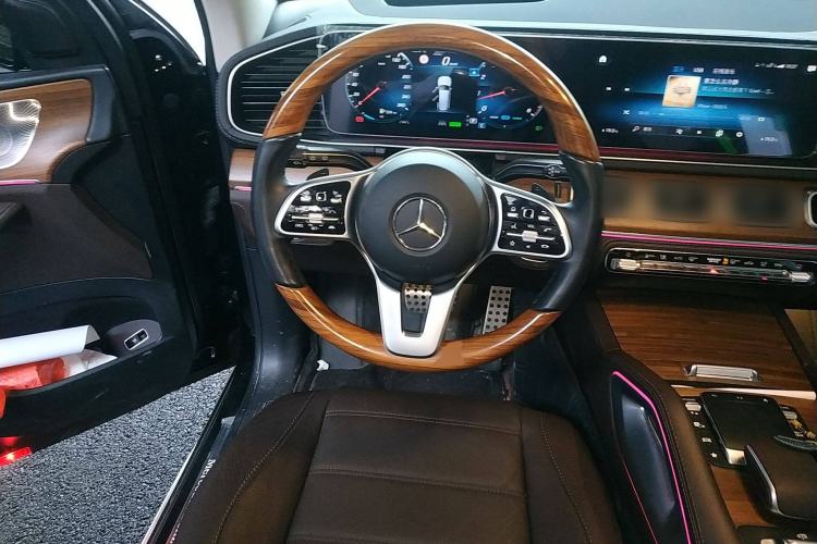 Used Mercedes-Benz GLS 2023 Refreshed GLS 450 4MATIC Luxury Edition Steering Wheel