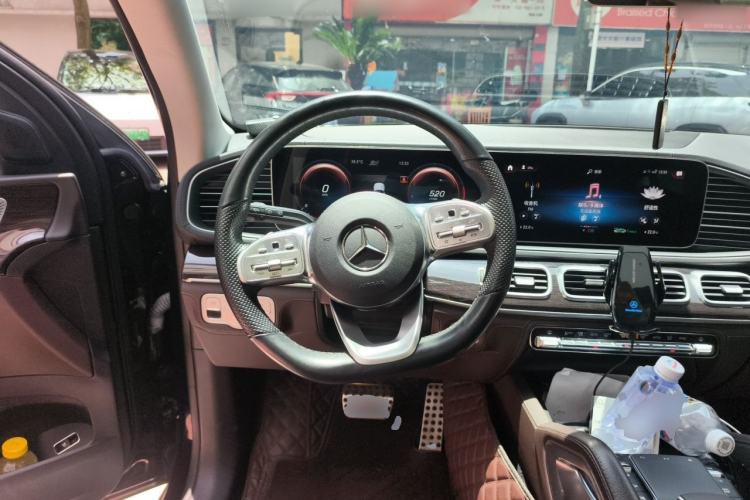 Used Mercedes-Benz GLS 2023 Second Facelift GLS 450 4MATIC Stylish Version Steering Wheel
